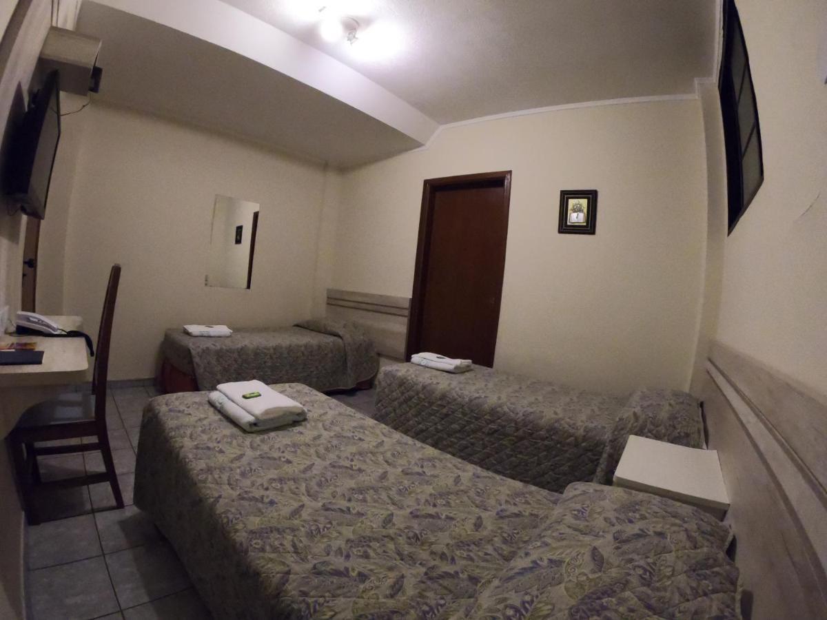 Hotel Colonial กัมโปกรันเด ภายนอก รูปภาพ